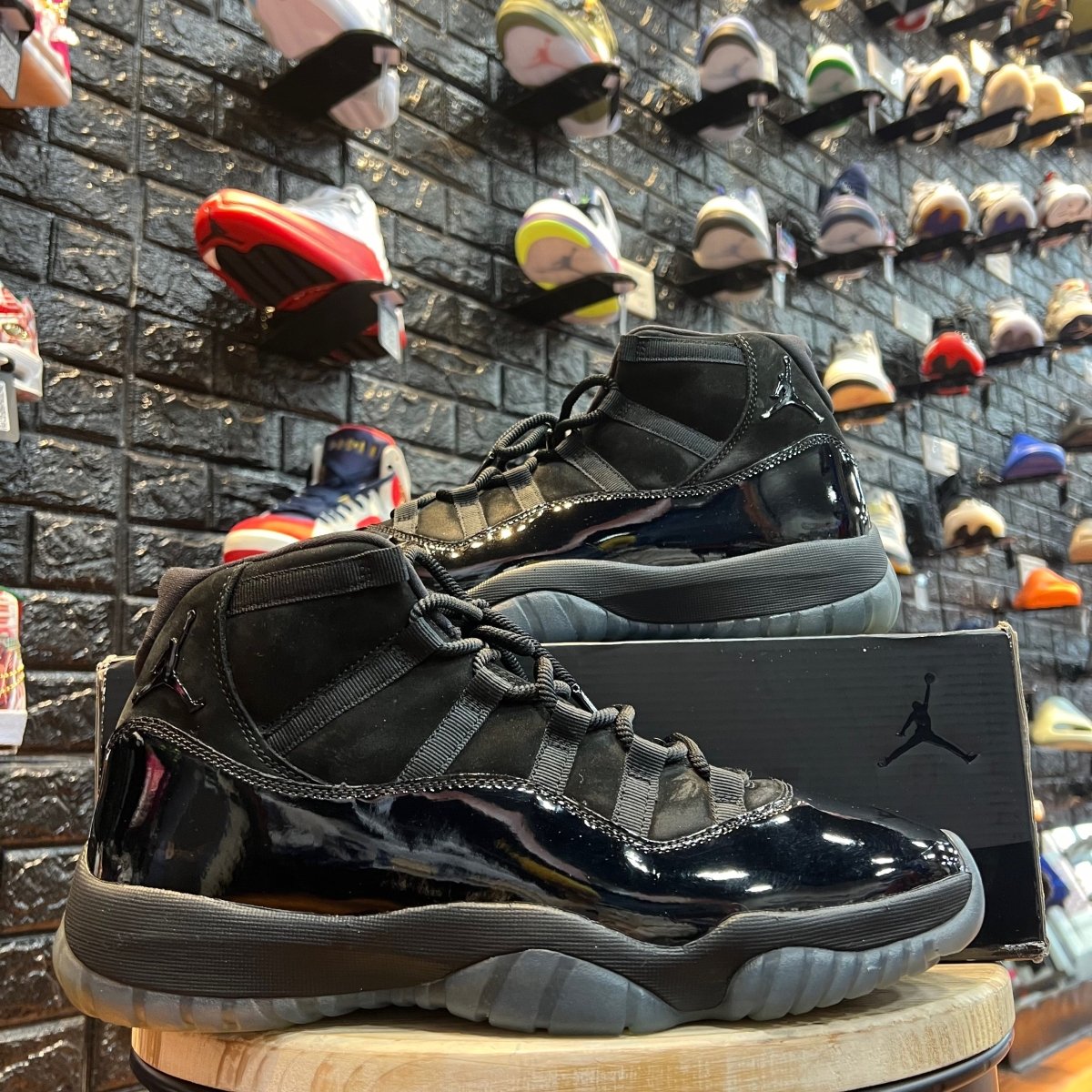 Air Jordan 11 Retro 'Cap and Gown'- Gently Enjoyed (Used) Men 12 ...