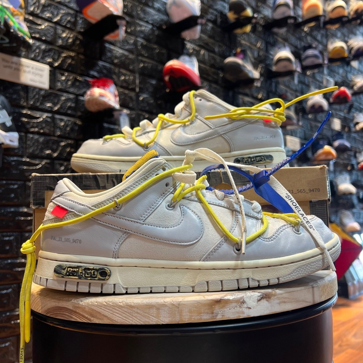 Dunk Low Off-White Lot 27 - Gently Enjoyed (Used) Men 9.5 - Jawns on Fire  Sneakers