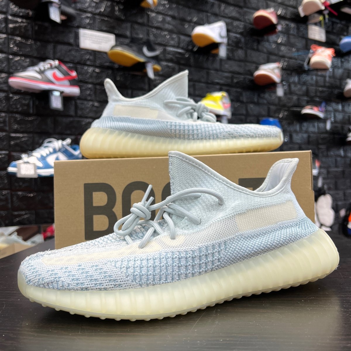 Yeezy Boost 350 V2 Cloud White - Gently Enjoyed (Used) Men 10.5 - Jawns Fire