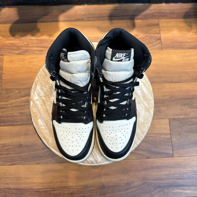 Jordan 1 High Mocha  - Gently Enjoyed (Used) - Grade School 7