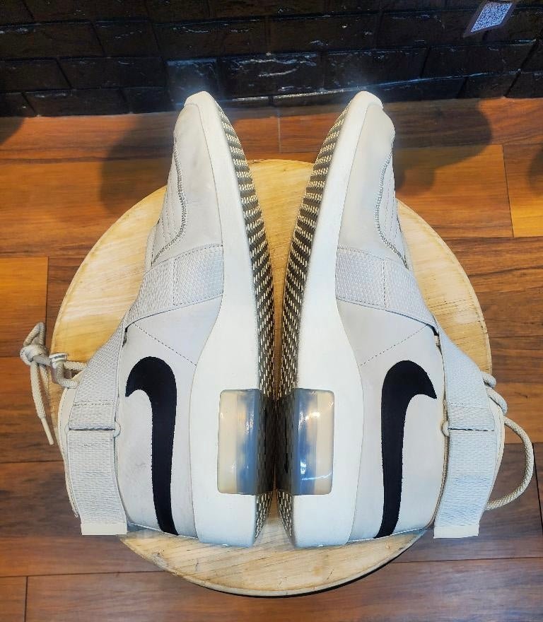 Nike air fear of god raid resell best sale