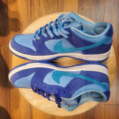 SB Dunk Blue Raspberry - Gently Enjoyed (Used) Men 10 - Rep Box - Low Sneaker - Jawns on Fire Sneakers & Shoes