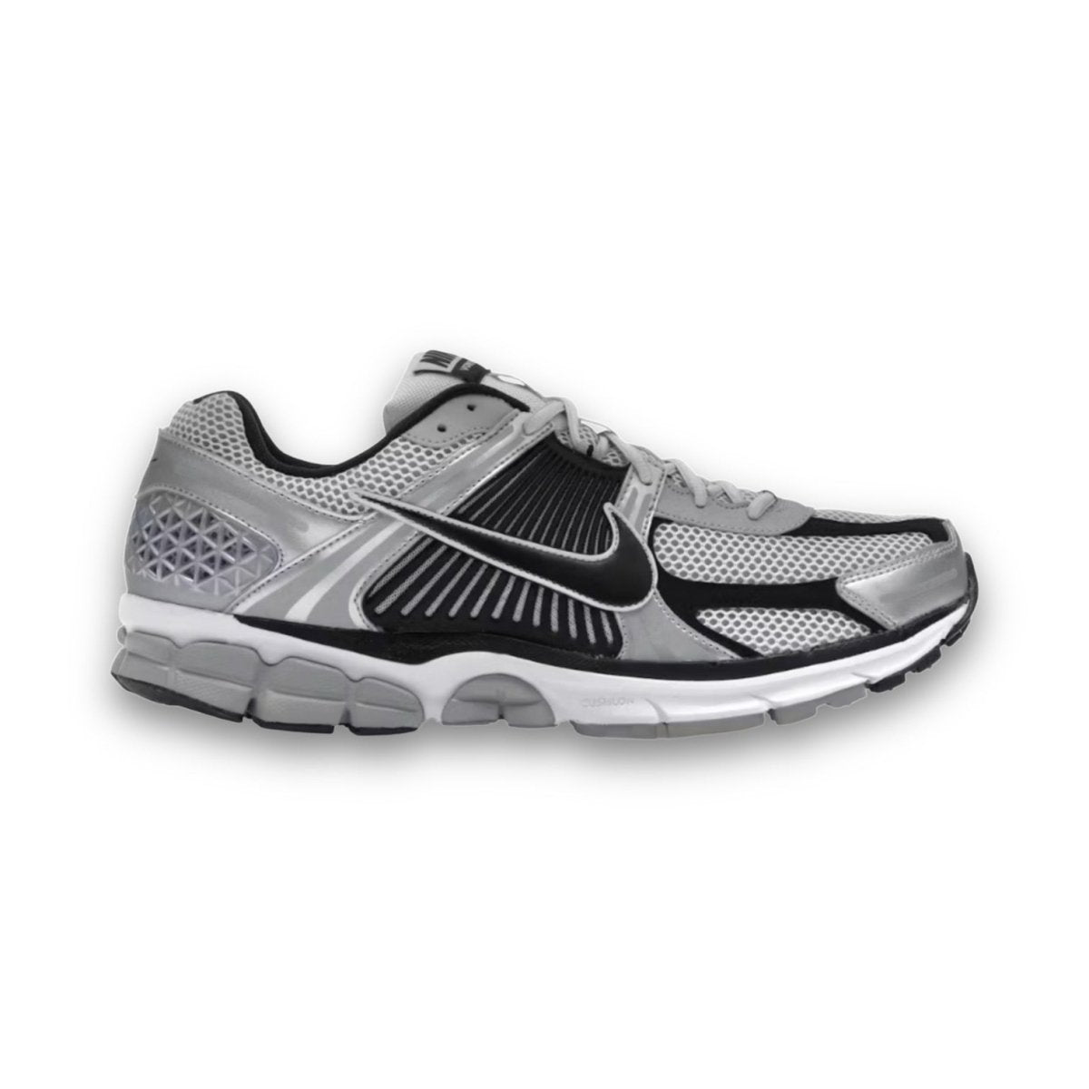 Zoom Vomero 5 Metallic Silver Black - Low Sneaker - Jawns on Fire Sneakers & Shoes